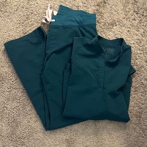 Figs Deep Teal Scrub Set